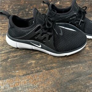 Nike Acalme Men’s AQ2224-01 Black Low Top Running Shoes Trainers